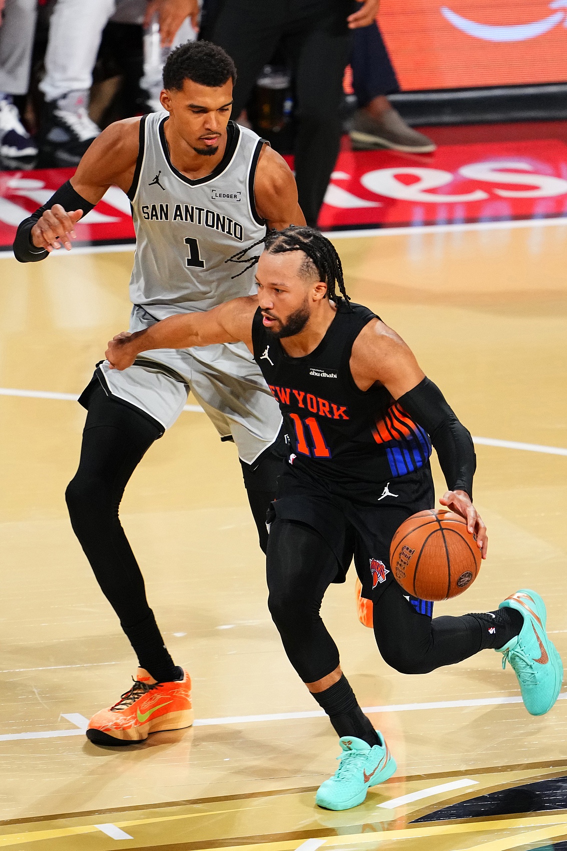 A·史密斯:布伦森夺冠拯救NBA 否则全联盟将陷入身高军备竞赛