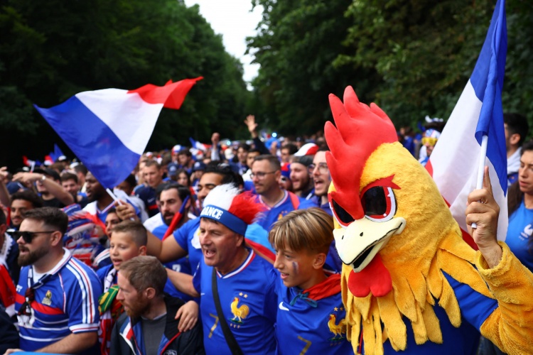 巴黎市长证实推进法国队球迷区计划 仅限1/4决赛起启用