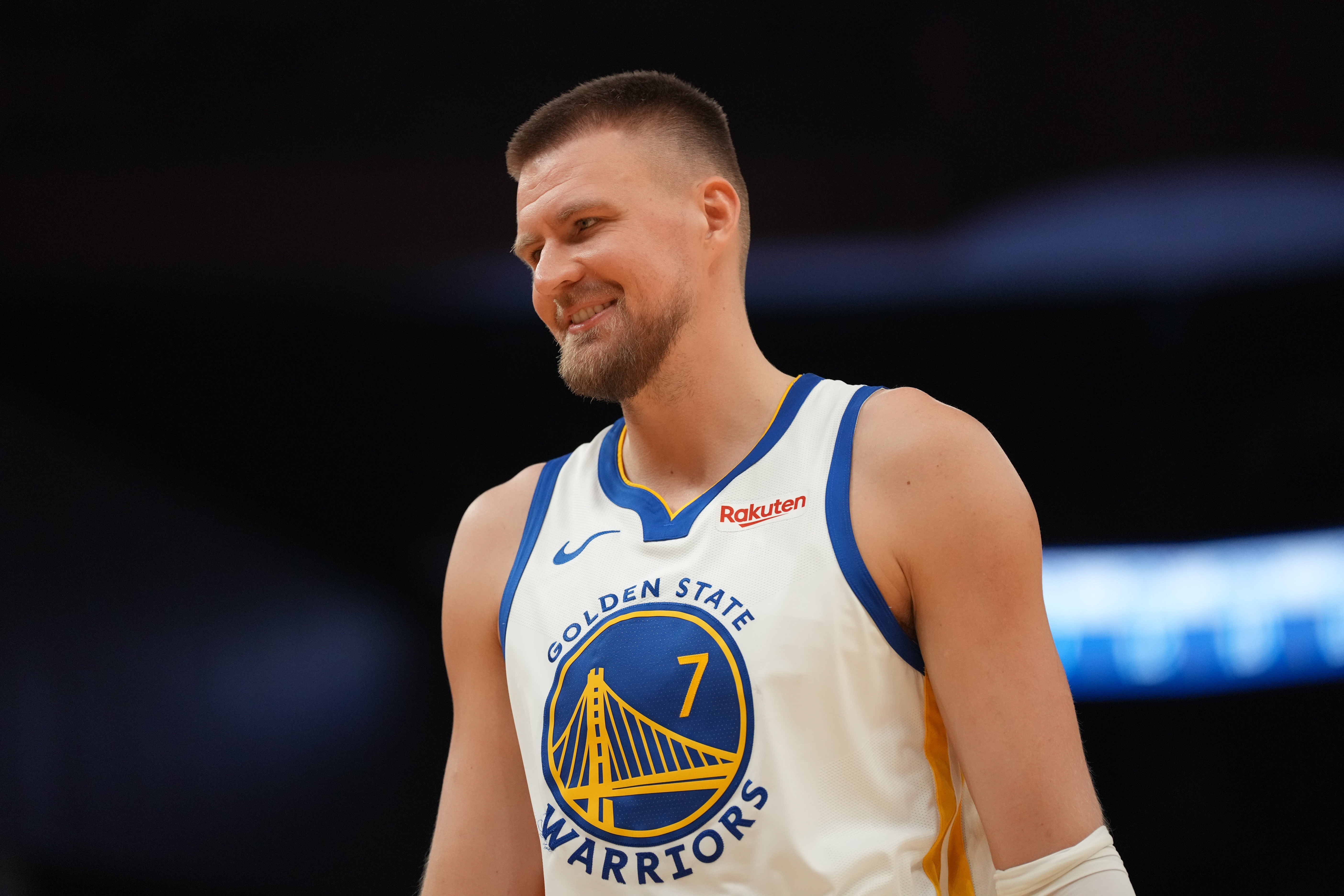 NBA历史7尺2以上15人 姚明第四贾巴尔第一 NBA历史7尺2以上15人 姚明第四贾巴尔第一