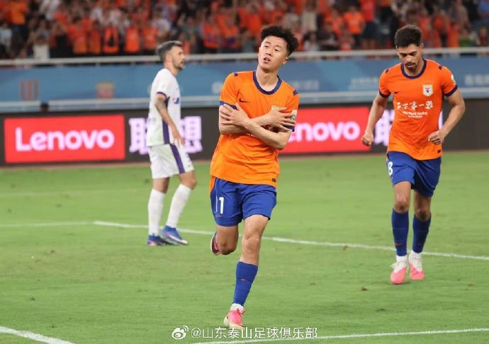 泰山2-1逆转津门虎 残阵混编新老合力拿下三分