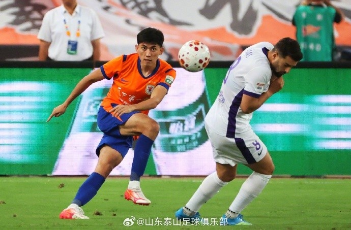 泰山2-1逆转津门虎 残阵混编新老合力拿下三分