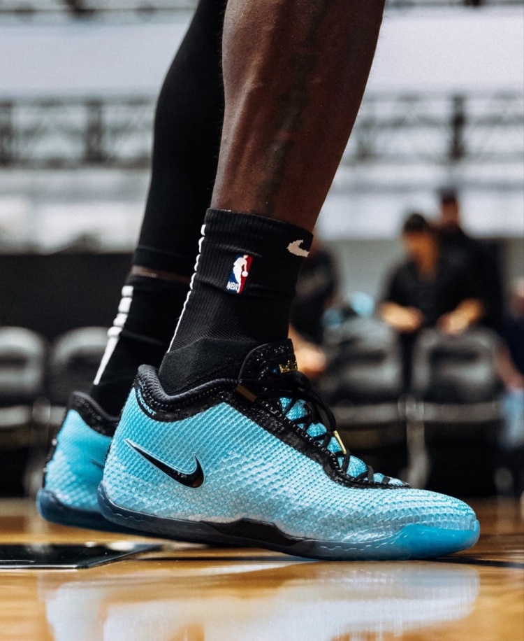 LeBron 24正式亮相 詹姆斯称其历代最轻