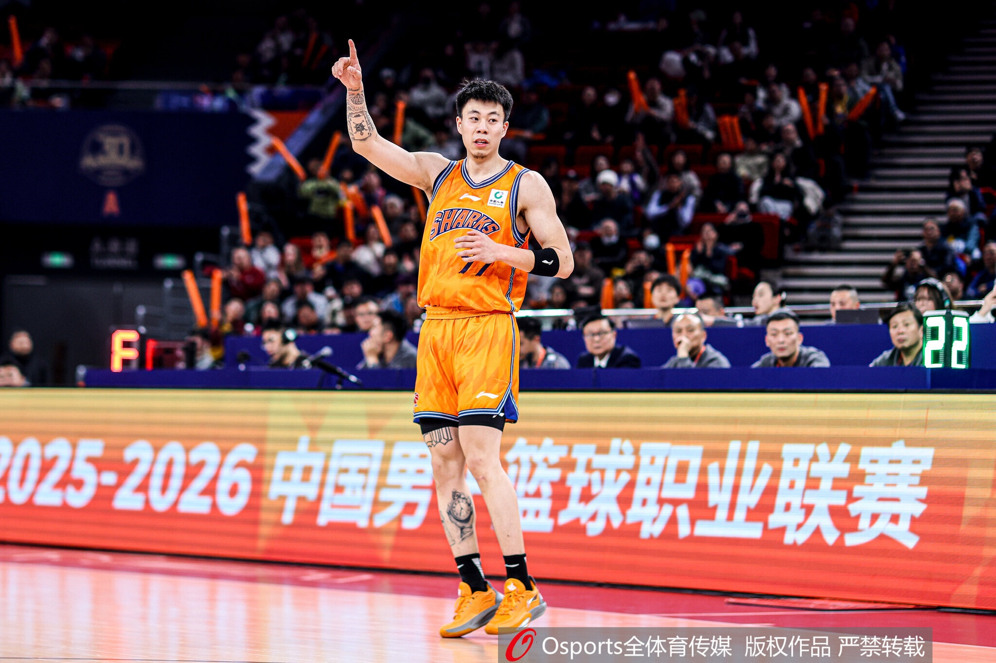 张镇麟与李宁达成多年代言 上海夺冠后再签新合同 张镇麟与李宁达成多年代言 上海夺冠后再签新合同