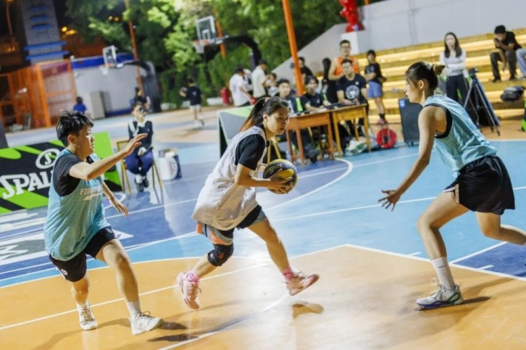 FIBA Open 3x3呼和浩特站战罢 蒙草酒业全胜夺冠 FIBA Open 3x3呼和浩特站战罢 蒙草酒业全胜夺冠