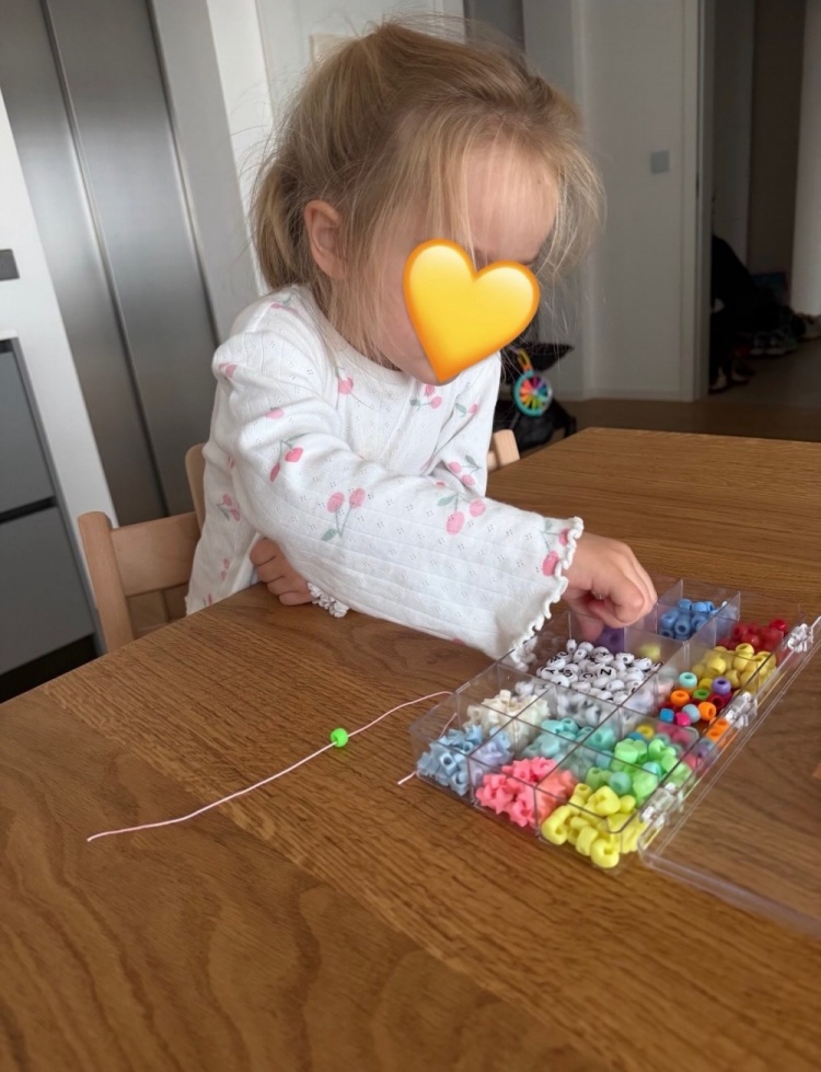 东契奇晒娃:无论爸爸去哪里 没有一天你们不在我的心里❤️ 东契奇晒娃:无论爸爸去哪里 没有一天你们不在我的心里❤️
