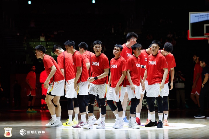 苏群:男篮该怎么集训就怎么集训不会变 世界杯前两三个月不会少
